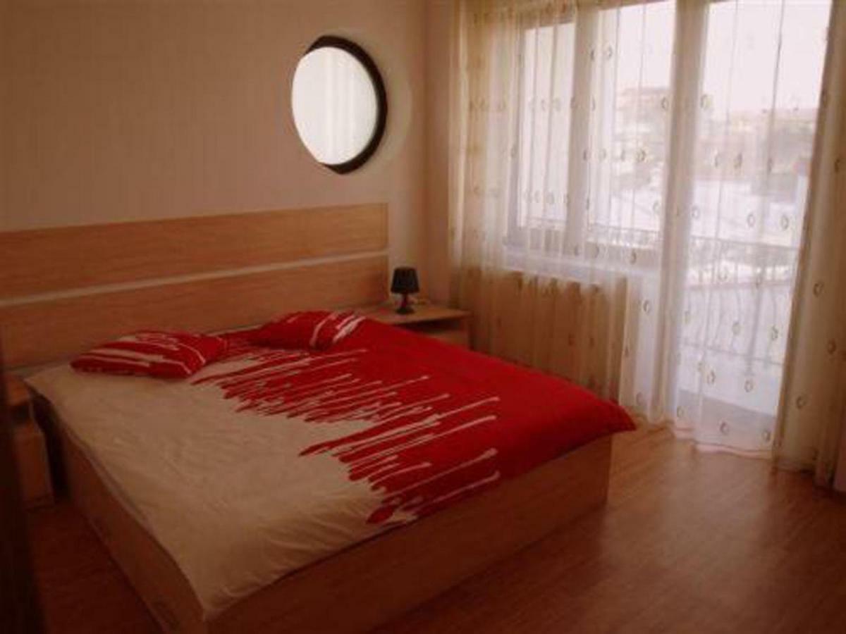 Villa Edera Residence - Gazda Profesionista 布加勒斯特 外观 照片