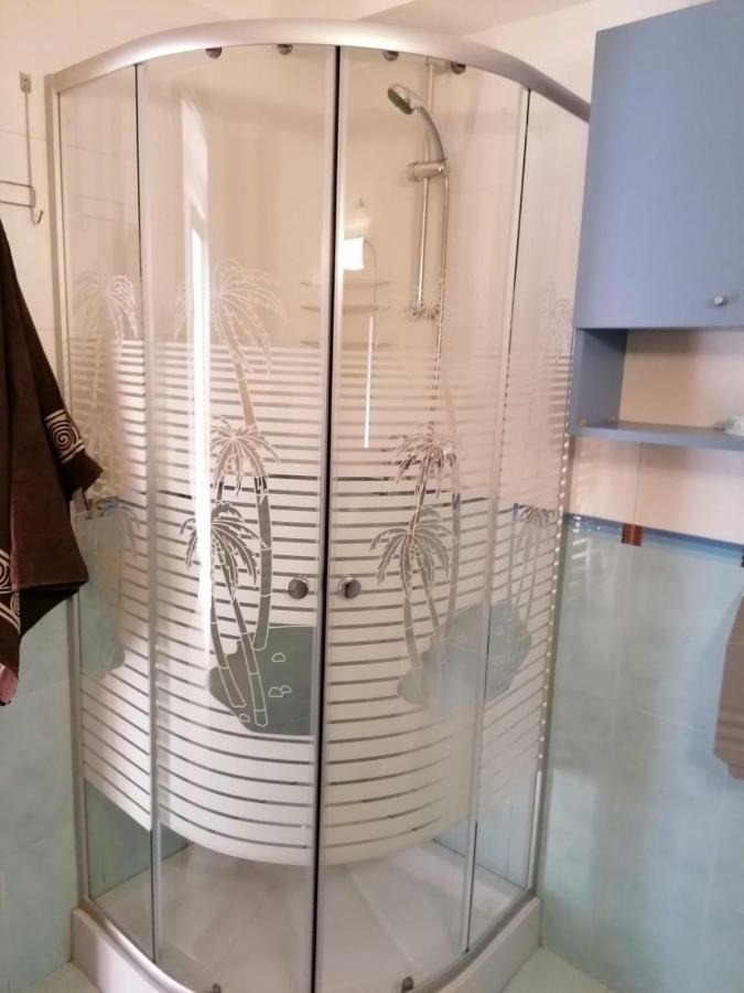Villa Edera Residence - Gazda Profesionista 布加勒斯特 外观 照片